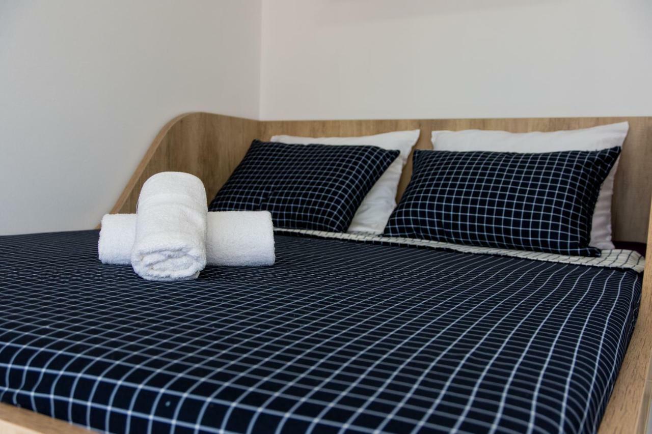 Apartment Quarko Kaštela Esterno foto